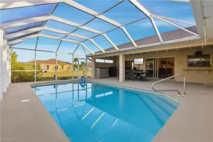 425 NE 19th Terrace, Cape Coral, FL 33909 - Photo 4