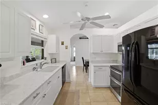 425 NE 19th Terrace, Cape Coral, FL 33909 - Photo 12