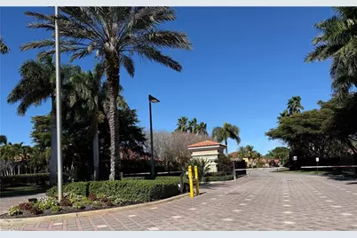 12112 Country Day Cir, Fort Myers, FL 33913 - Photo 32