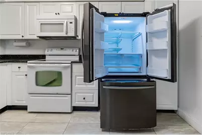 1100 Pondella Rd #908, Cape Coral, FL 33909 - Photo 6