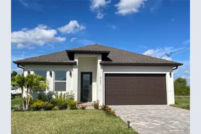 721 NE 11th Ter, Cape Coral, FL 33909 - Photo 2