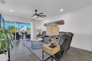 1027 SE 46th Ln, Cape Coral, FL 33904 - Photo 14