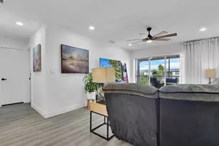 1027 SE 46th Ln, Cape Coral, FL 33904 - Photo 22
