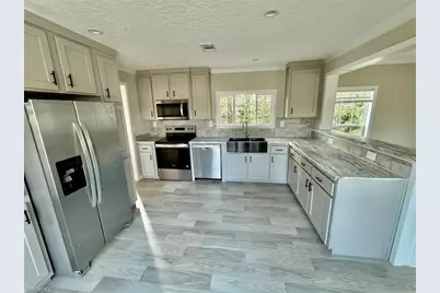 8104 Marx Dr, North Fort Myers, FL 33917 - Photo 10