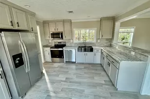 8104 Marx Dr, North Fort Myers, FL 33917 - Photo 10