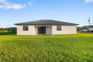 713 Camilla St E, Lehigh Acres, FL 33974 - Photo 44