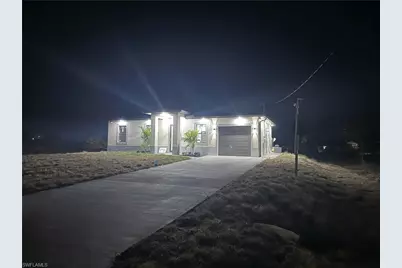 383 Pennfield Ave, Lehigh Acres, FL 33974 - Photo 4