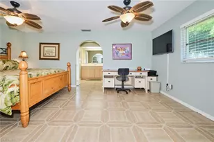 140 SE 8th St, Cape Coral, FL 33990 - Photo 20