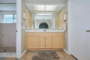 140 SE 8th St, Cape Coral, FL 33990 - Photo 22