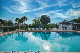 5832 Vancouver Cir, Fort Myers, FL 33907 - Photo 24