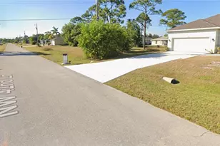 3711 NW 42nd Ln, Cape Coral, FL 33993 - Photo 4