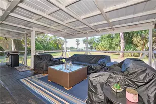 2212 River Pine Dr, Fort Myers, FL 33905 - Photo 10