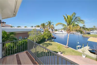 109 Montrose Dr, Fort Myers, FL 33919 - Photo 16