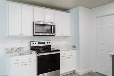 2405 Maple Ave, Fort Myers, FL 33901 - Photo 16