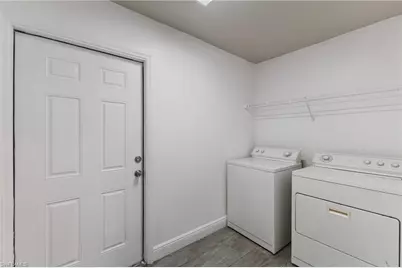 2405 Maple Ave, Fort Myers, FL 33901 - Photo 4