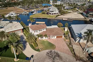 109 Montrose Dr, Fort Myers, FL 33919 - Photo 48