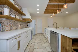 109 Montrose Dr, Fort Myers, FL 33919 - Photo 12