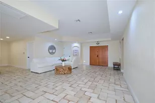 109 Montrose Dr, Fort Myers, FL 33919 - Photo 4