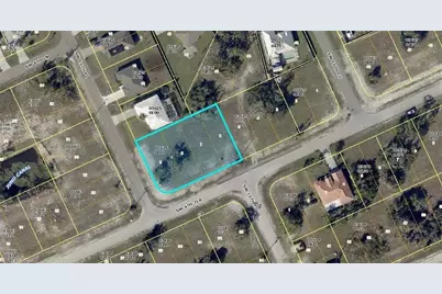 1035 SW 4th Ter, Cape Coral, FL 33991 - Photo 2