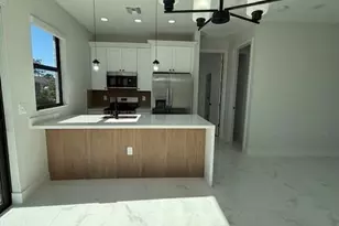 640 Central St E, Lehigh Acres, FL 33974 - Photo 6