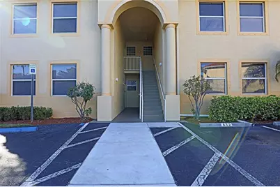 4199 Bellasol Cir #622, Fort Myers, FL 33916 - Photo 2