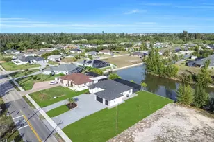 1115 SW 20th Ave, Cape Coral, FL 33991 - Photo 48