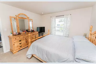 2918 62nd St W, Lehigh Acres, FL 33971 - Photo 12