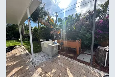 18464 Iris Rd, Fort Myers, FL 33967 - Photo 14