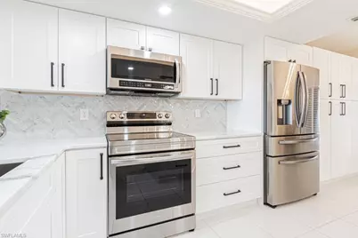 12171 Kelly Sands Way #1562, Fort Myers, FL 33908 - Photo 8