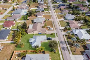 309 SE 8th St, Cape Coral, FL 33990 - Photo 22