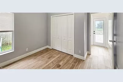 2538 Blackburn Cir, Cape Coral, FL 33991 - Photo 18