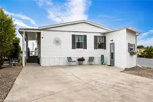 3811 Blueberry Ln, Saint James City, FL 33956 - Photo 8