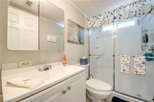 7020 Drum Dr, Saint James City, FL 33956 - Photo 20