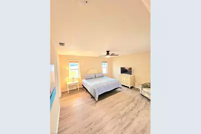 132 SE 19th Ter, Cape Coral, FL 33990 - Photo 20