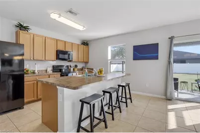 836 SW 28th Ter, Cape Coral, FL 33914 - Photo 10