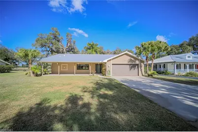 1250 Riverbend Dr, Labelle, FL 33935 - Photo 6