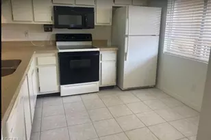 13150 White Marsh Ln, Fort Myers, FL 33912 - Photo 6