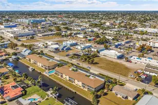 1304 Miramar St, Cape Coral, FL 33904 - Photo 30