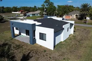 2716 NW 22nd St, Cape Coral, FL 33993 - Photo 2