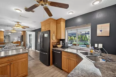 3756 SE 2nd Ave, Cape Coral, FL 33904 - Photo 8