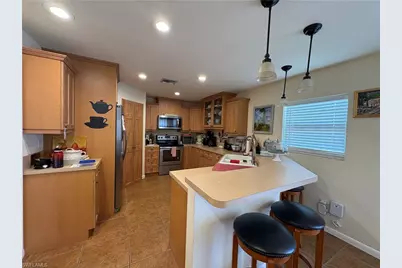 1109 SE 35th Ter, Cape Coral, FL 33904 - Photo 6