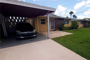 2206 E 6th St, Lehigh Acres, FL 33936 - Photo 4