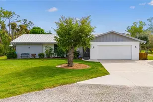 8150 Dosonte Ln, North Fort Myers, FL 33917 - Photo 6