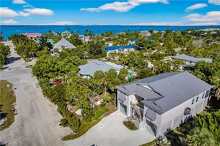 1160 Buttonwood Ln, Sanibel, FL 33957 - Photo 36