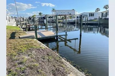17730 Peppard Dr, Fort Myers Beach, FL 33931 - Photo 4