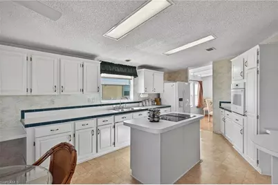 3088 Skipper Ln, Saint James City, FL 33956 - Photo 10