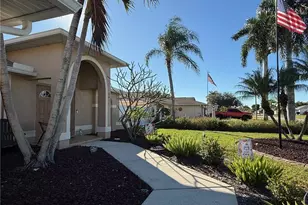 3011 SE 8th Pl, Cape Coral, FL 33904 - Photo 2