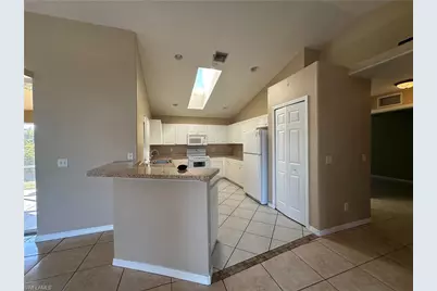 3015 40th St SW, Lehigh Acres, FL 33976 - Photo 4