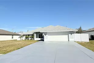 613 SW 13th Terrace, Cape Coral, FL 33991 - Photo 1
