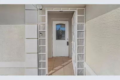 2172 Simon Ct, Fort Myers, FL 33916 - Photo 4